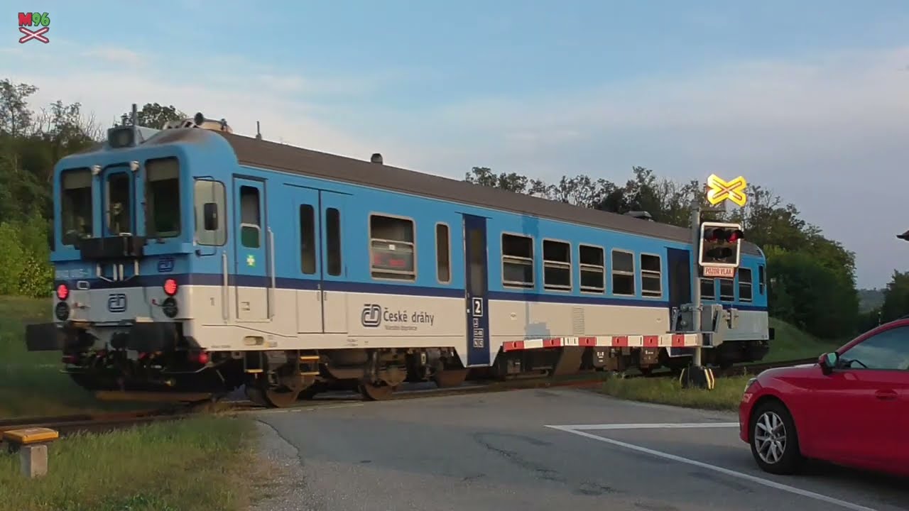 Železniční přejezd Moravský Krumlov/Rakšice [P3936] - 27.8.2022 / Czech railroad crossing