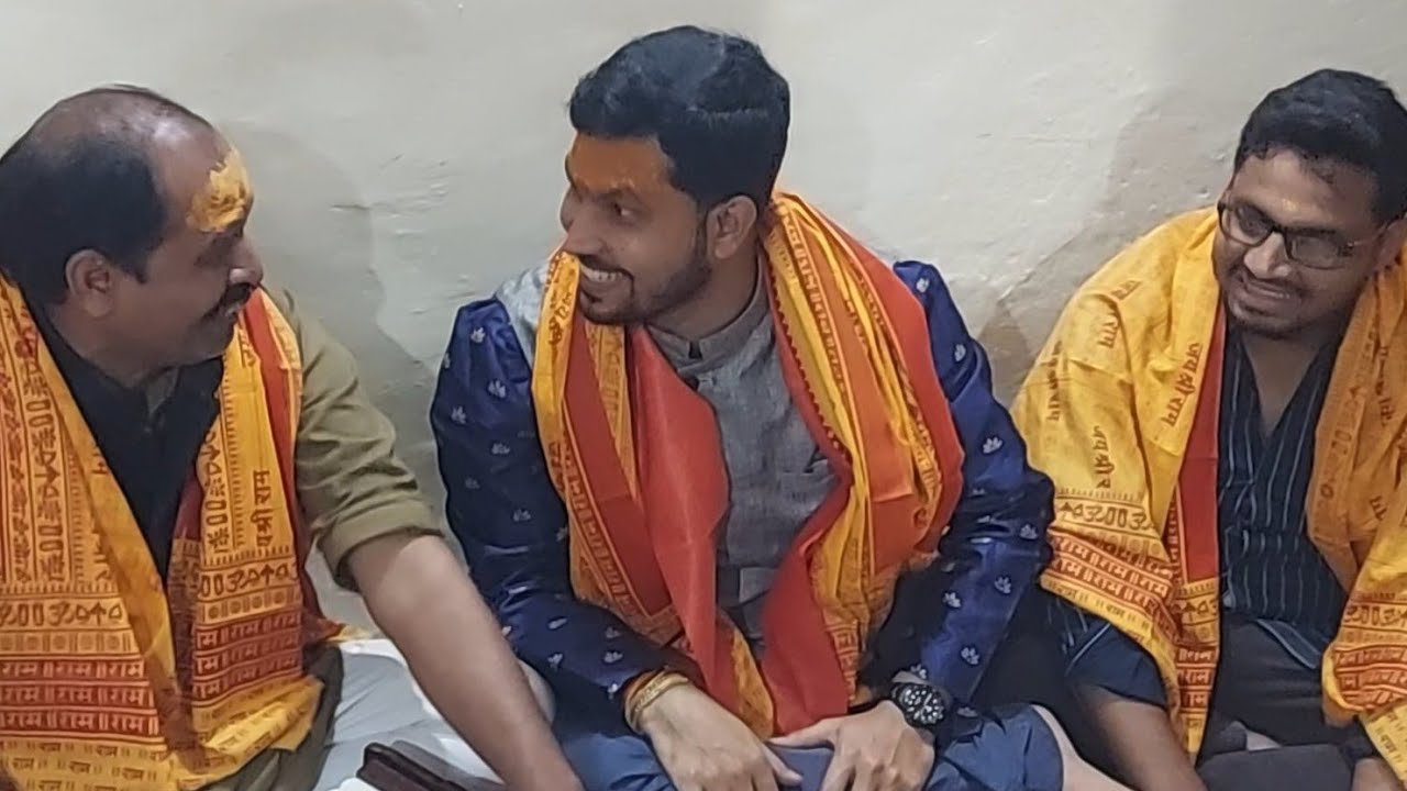 1.मुलाकात जरूरी है सनम 2.प्रेम रतन धन 3.अटकल परान 4.नथुनिया पागल कइले 5.लईक तोहरा के 6.ले लो पुदीना