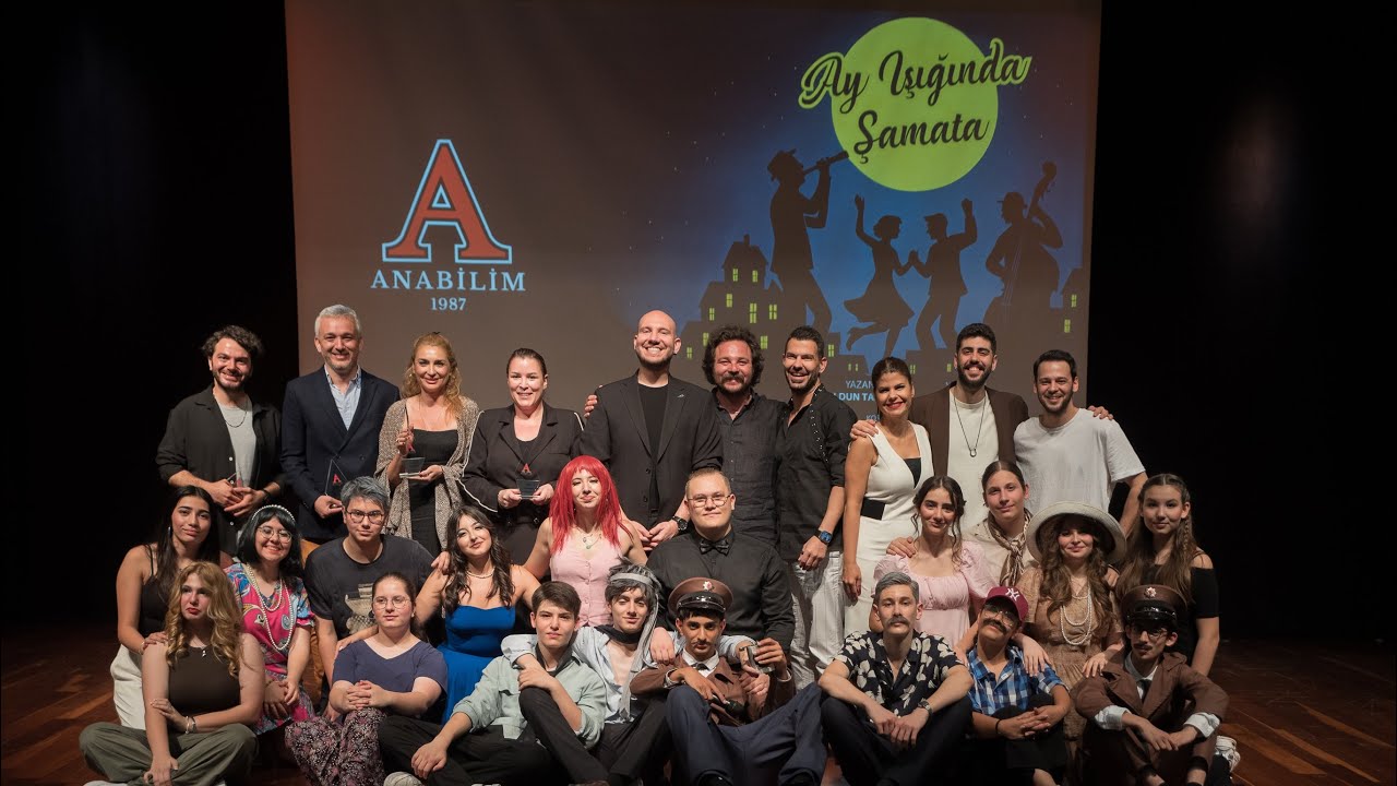 ANABİLİMDE GELECEĞİ SAHNEYE TAŞIYAN GECE