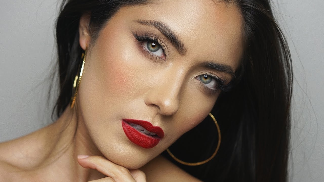 The Perfect Red Lip and Simple Makeup | Melissa Alatorre