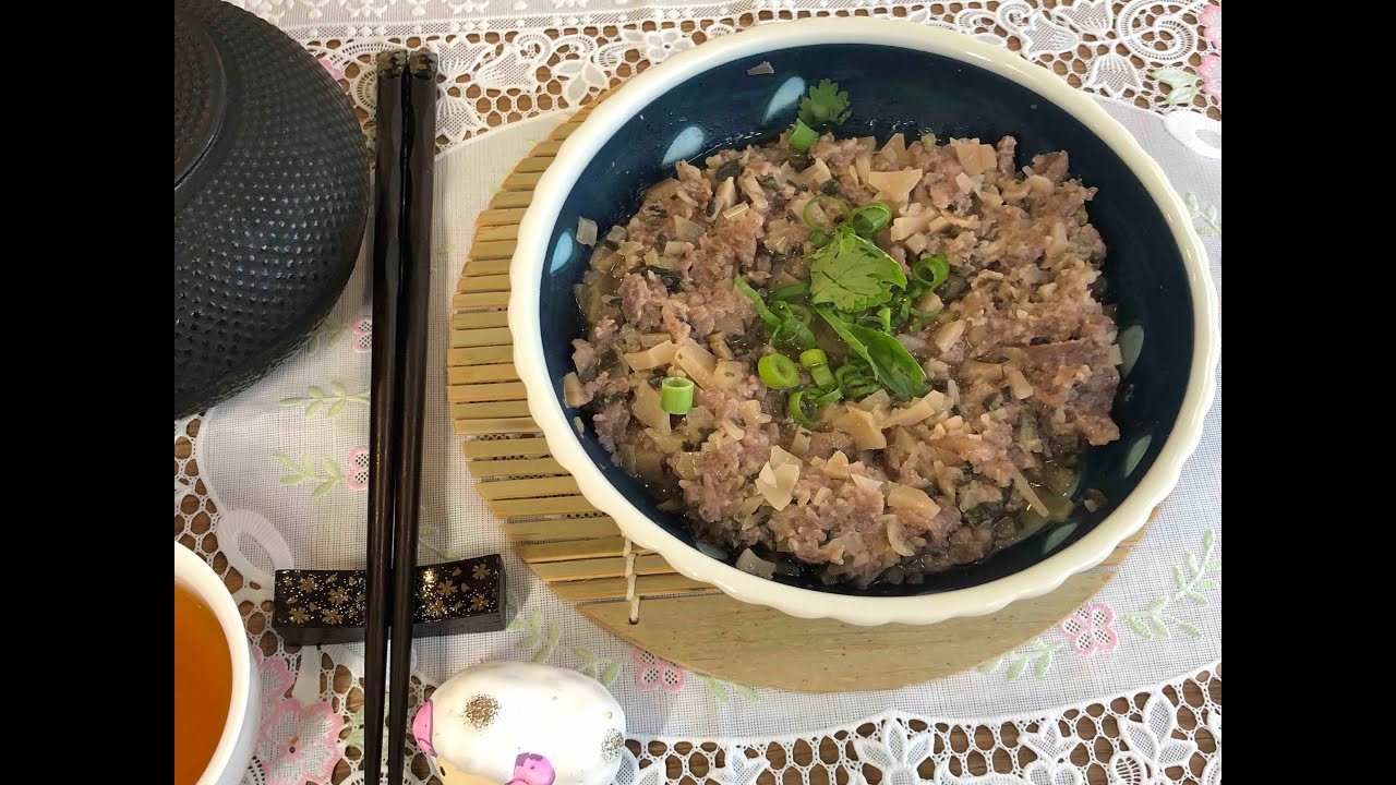 [冲菜蒸牛肉] - 很好家常菜，料理簡單，方便快捷，老少咸宜，美味可口好下飯，最佳百搭，牛肉嫩滑惹味，衝菜爽口下飯一流。