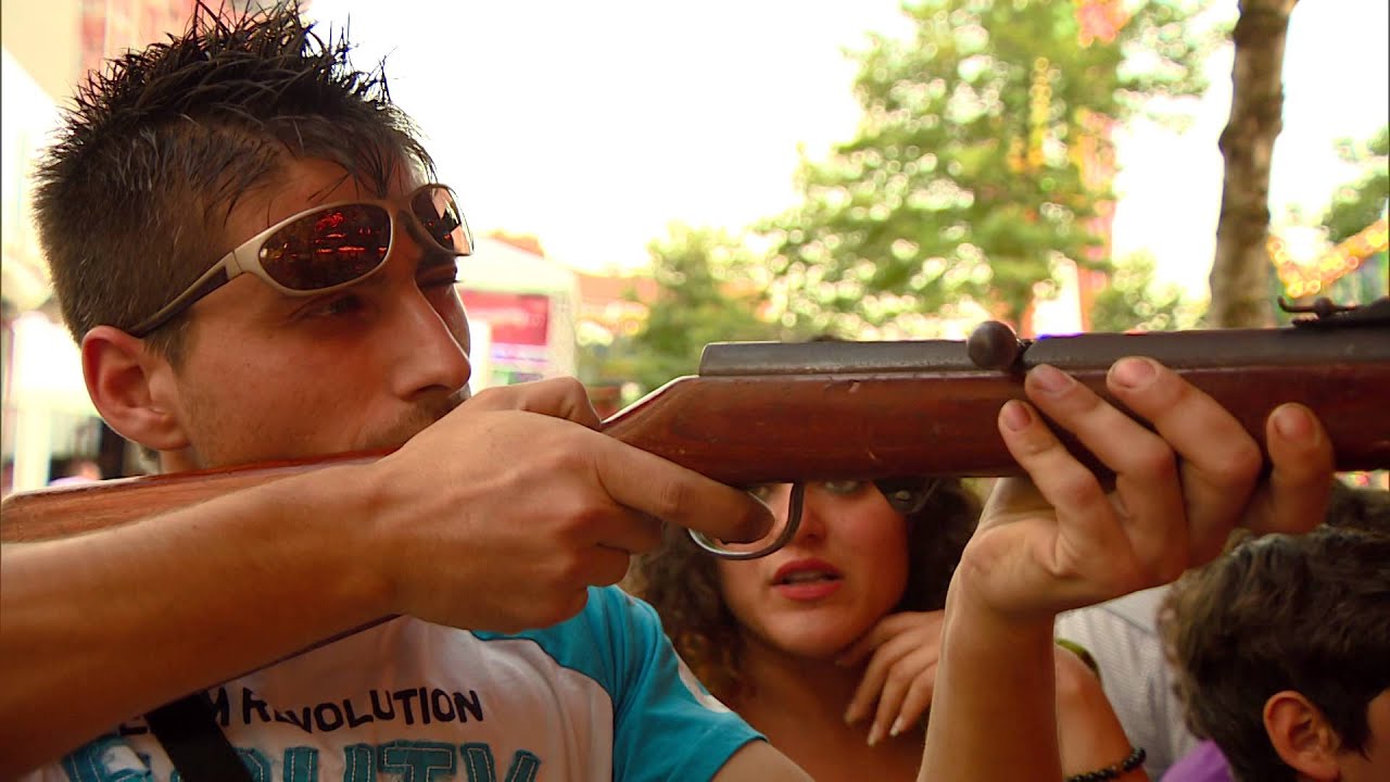 Kermis TV aflevering 2: Warme zaterdag op de Tilburgse Kermis 2014