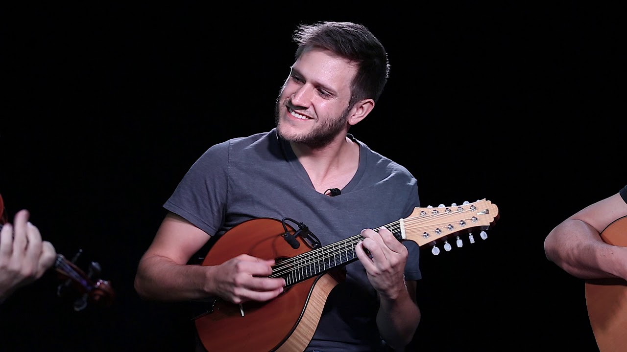 Um Tom para Jobim (Sivuca) com Victor Angeleas,  Nicolas Krassik e Gian Correa