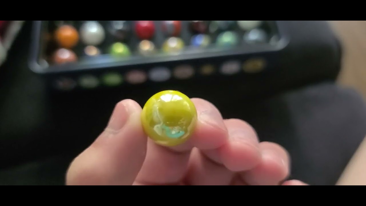 Unboxing the Jelle's Marble Runs 32 Collectors Set