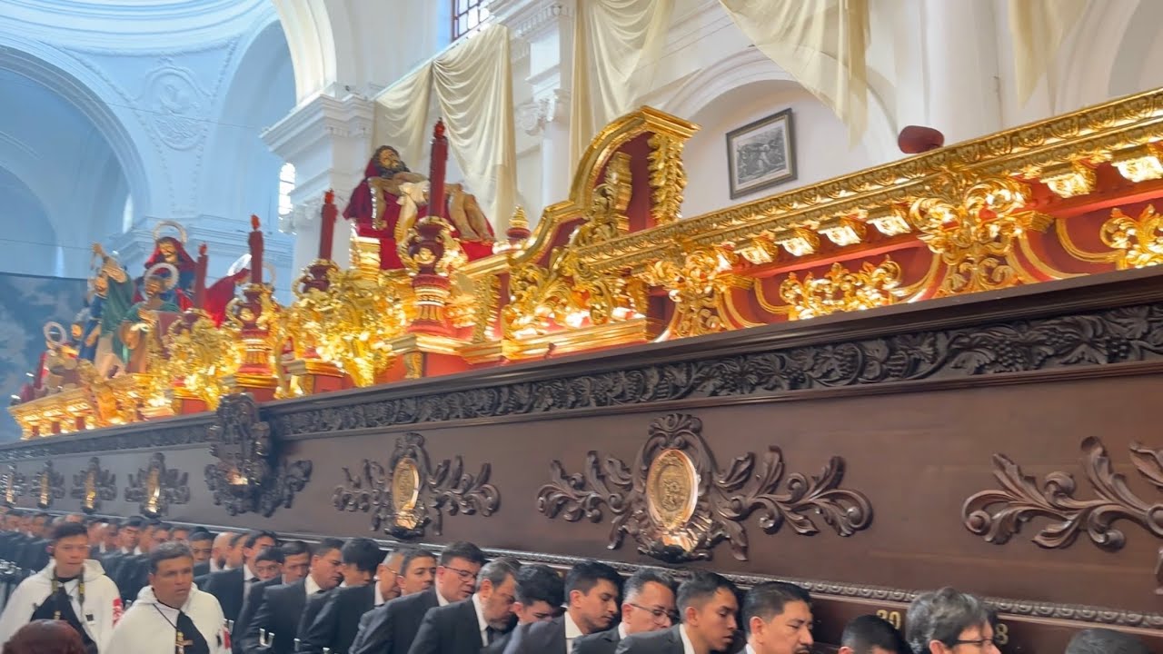 Salida Señor Sepultado de La Recolección 2024