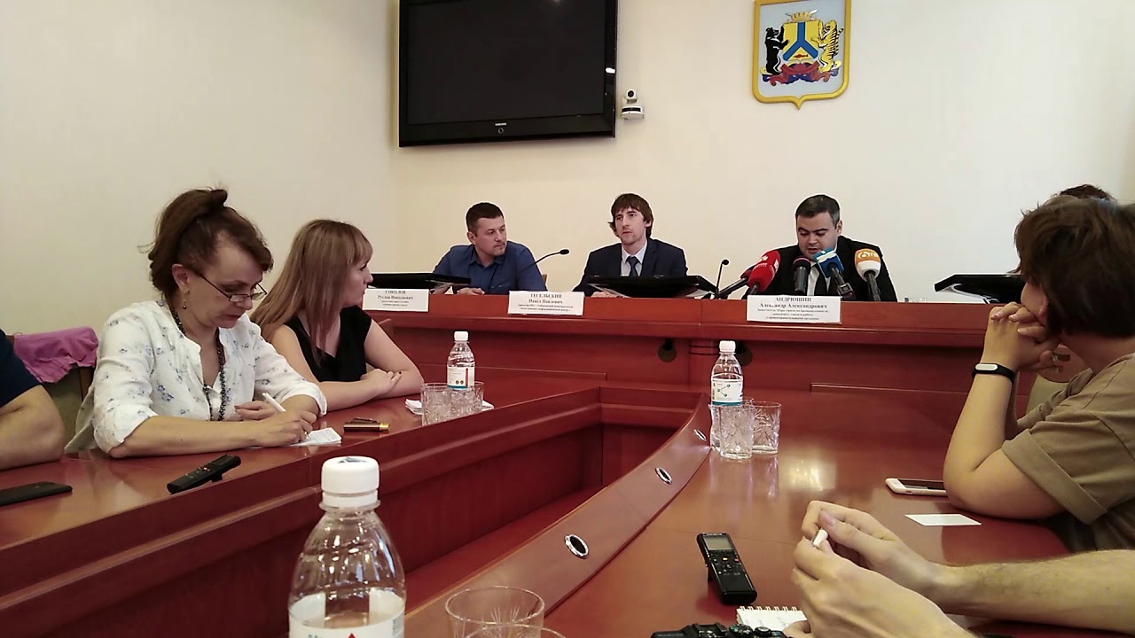 Льготники не могут рассчитаться за проезд краевой социальной картой