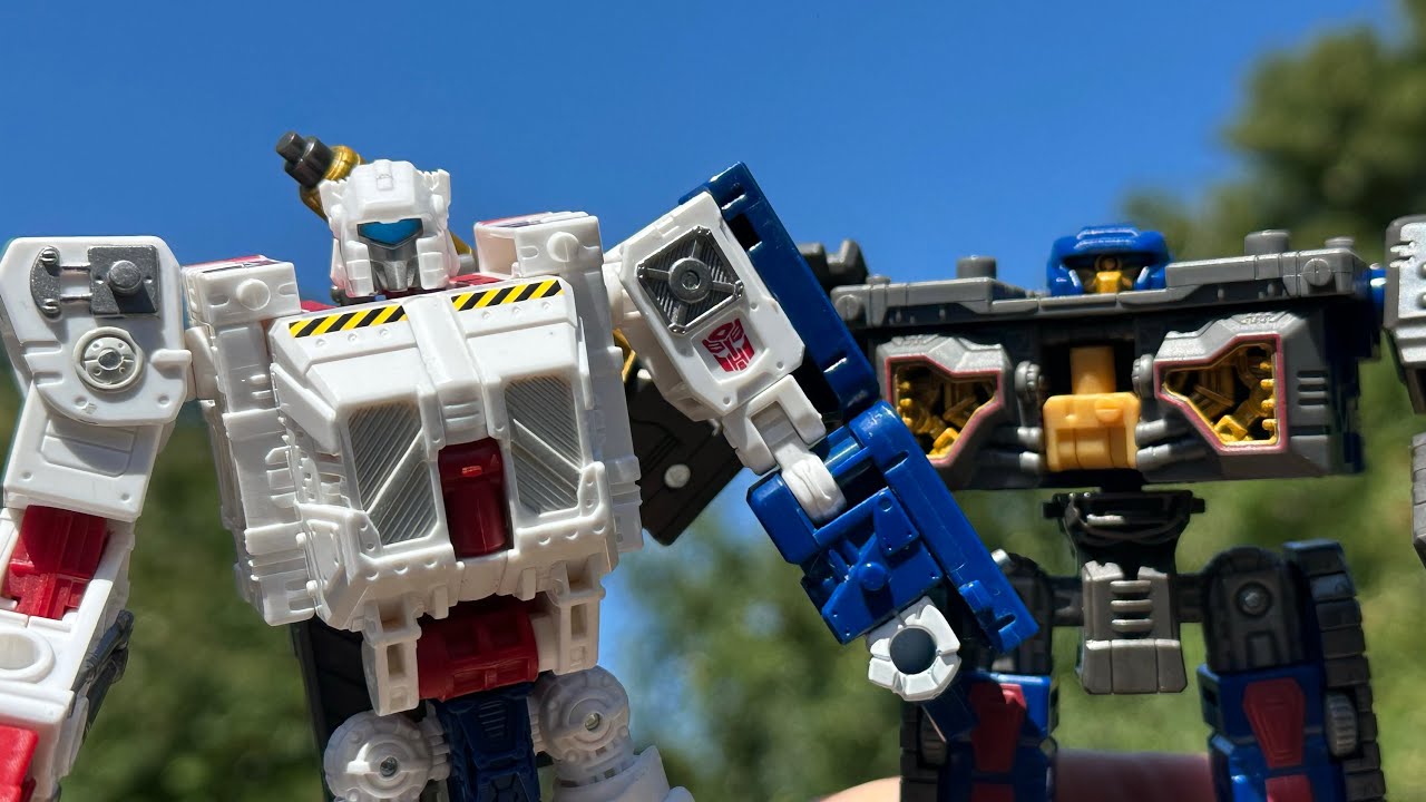 Transformers: Botropolis Rescue Mission (Galactic Odyssey Collection)