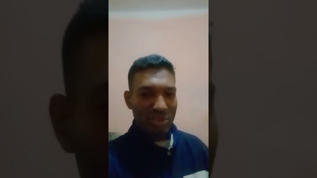 بسم الله الرحمن الرحيم كل عام وانتم بخير بمناسبه حلول شهر رمضان الكريم الدوري الانجليزي المتعه 