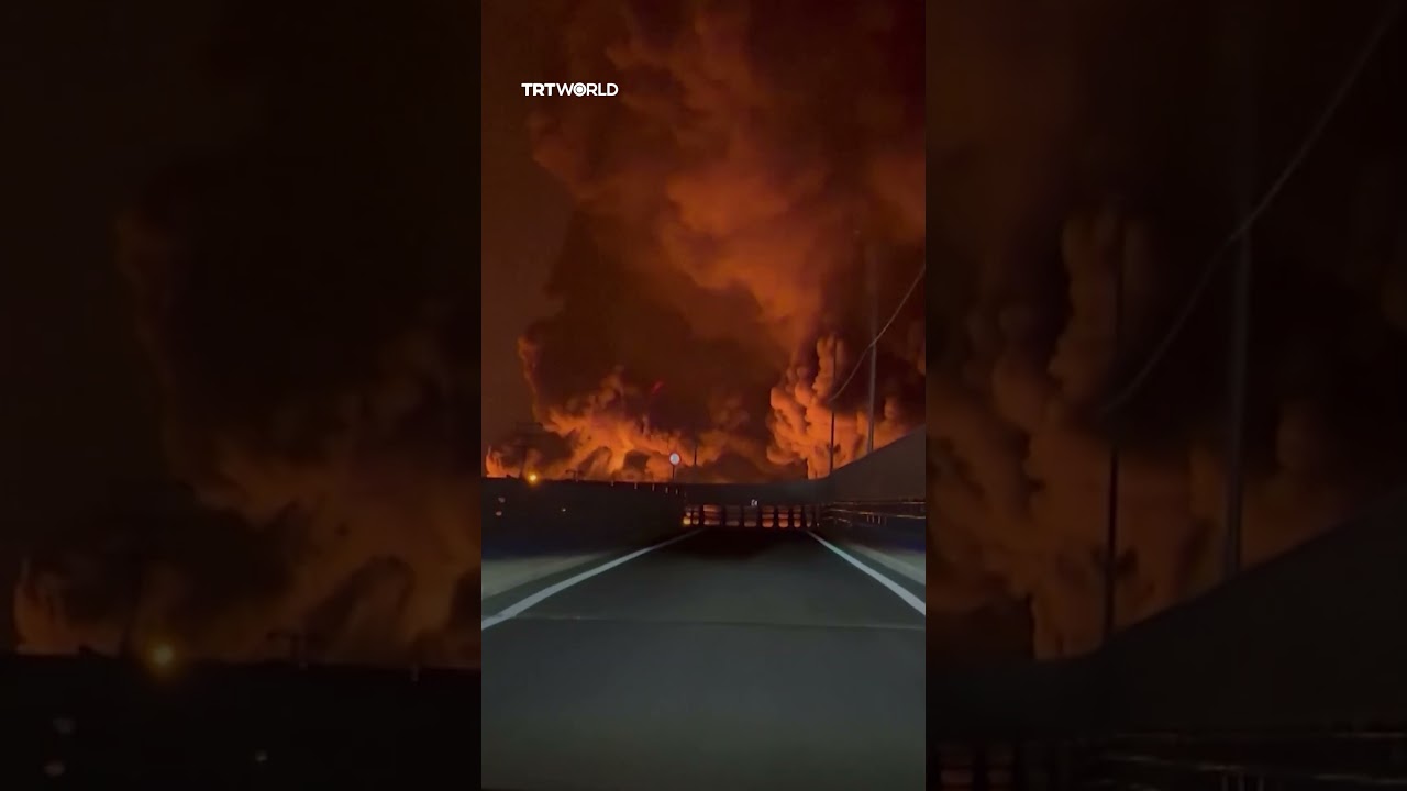 Air strikes trigger massive blaze at Iranian oil depots