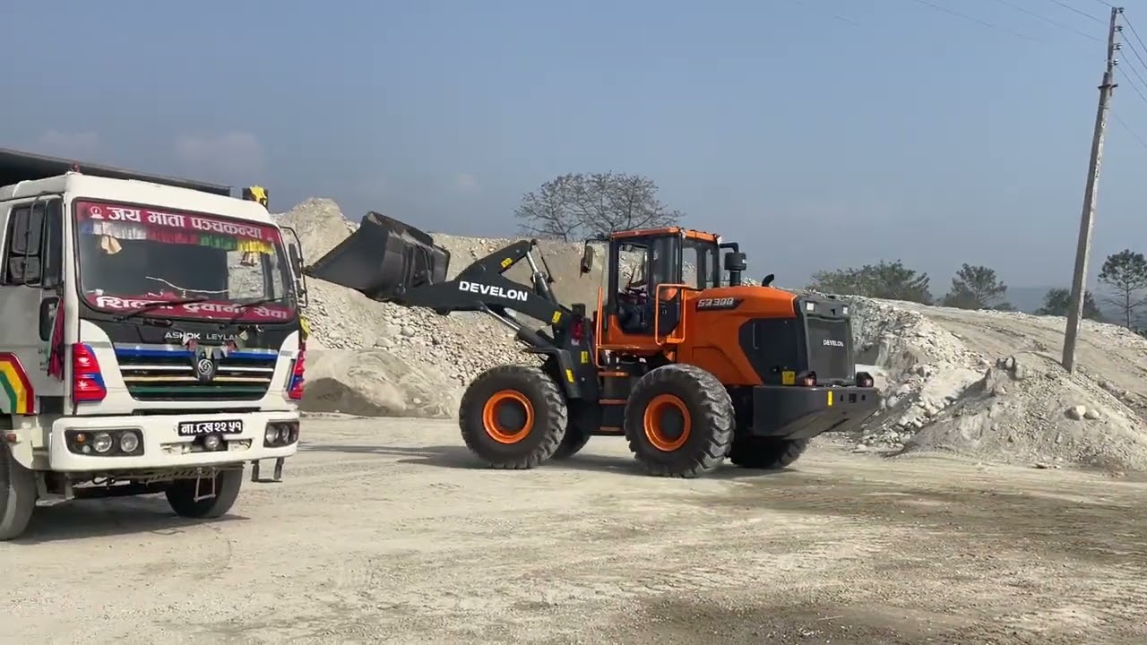 Develon SD300 Wheel Loader 3.2m3 Bucket Capacity.🎈🇳🇵