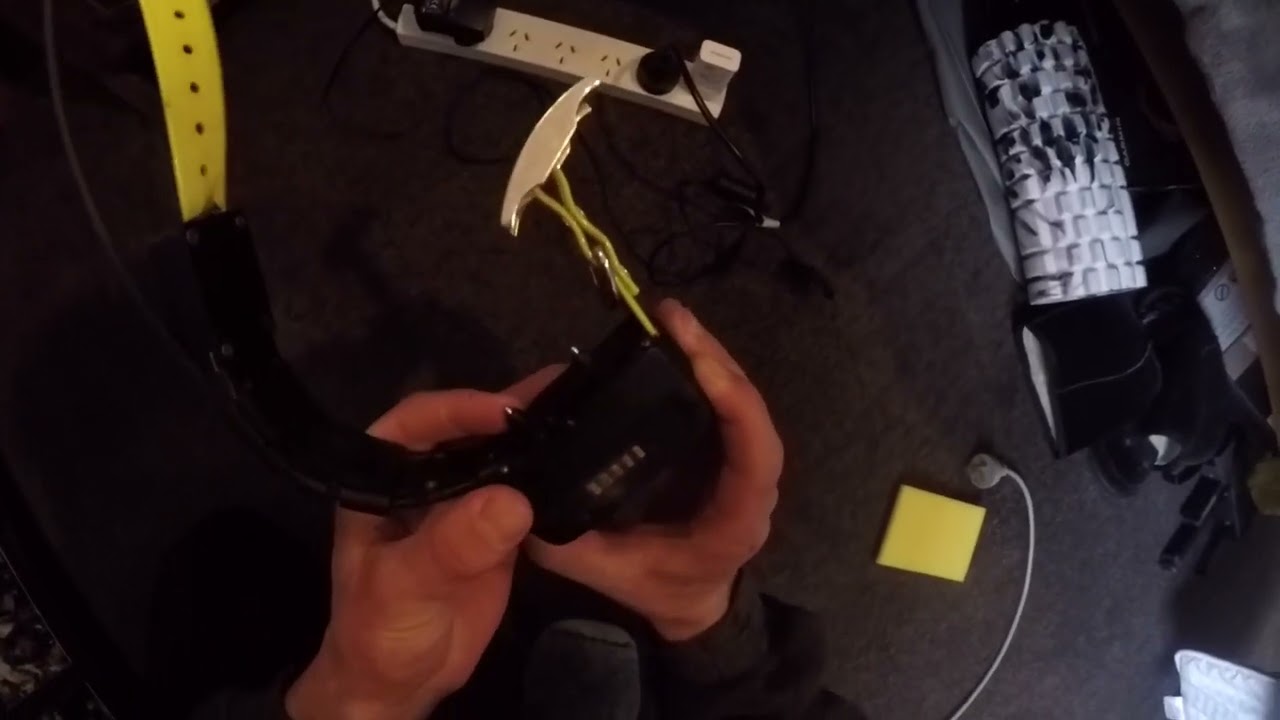 How to get your Garmin tracking collar to charge