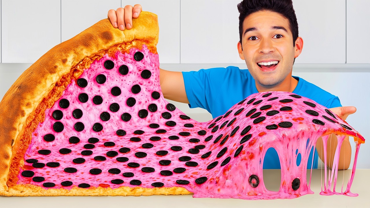 CHI CREA IL CIBO GIGANTE vs PICCOLO PIÙ BELLO VINCE contro il Dottor Timoti! 🍔