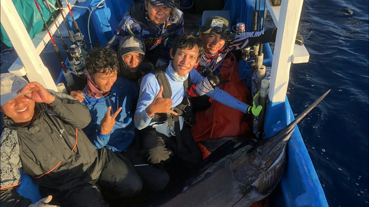 Strike Marlin di Rumpon Sendang Biru Malang...part2
