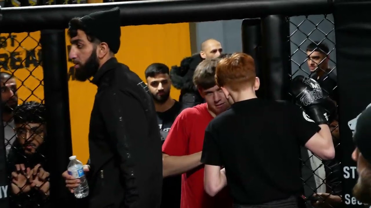 Teenagers InterClub Fight *INSANE*