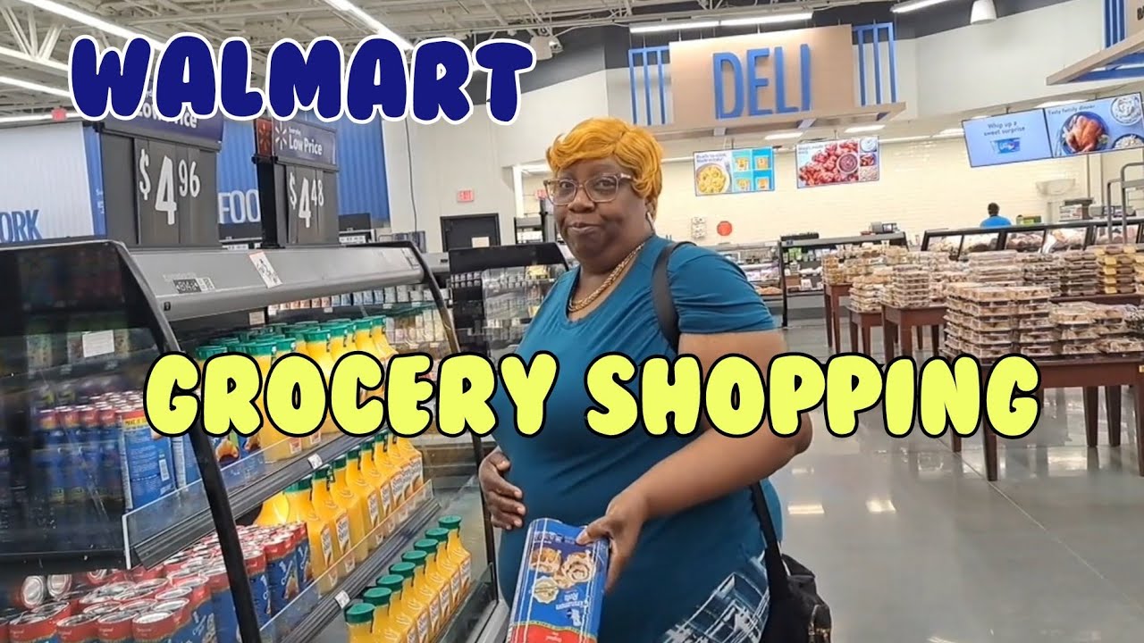 SHOPPING IN WALMART WITH MAMA