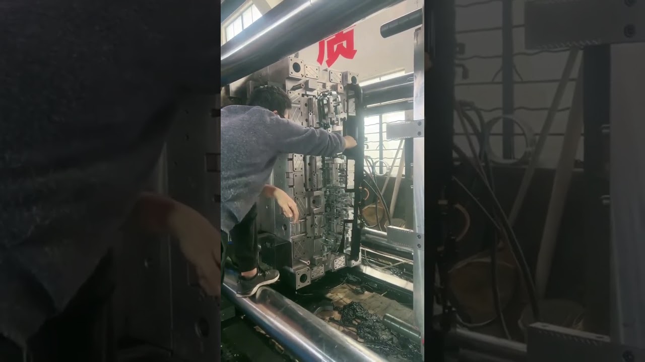 🌟 Dive into Precision: Discover Zetar Mold's Black Injection Molding Magic! 🌟