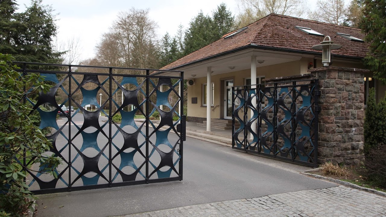 Wandlitz Waldsiedlung Brandenburg Klinik Bernau  - ehemalige Wohnsiedlung SED-Parteiführung der DDR