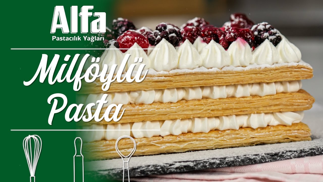 Orman Meyveli Milföylü Pasta