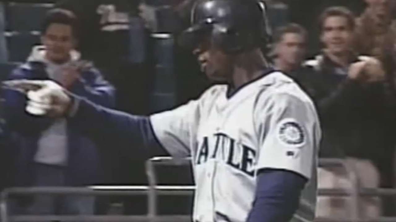 Dave Niehaus calls Mike Cameron's four-homer game