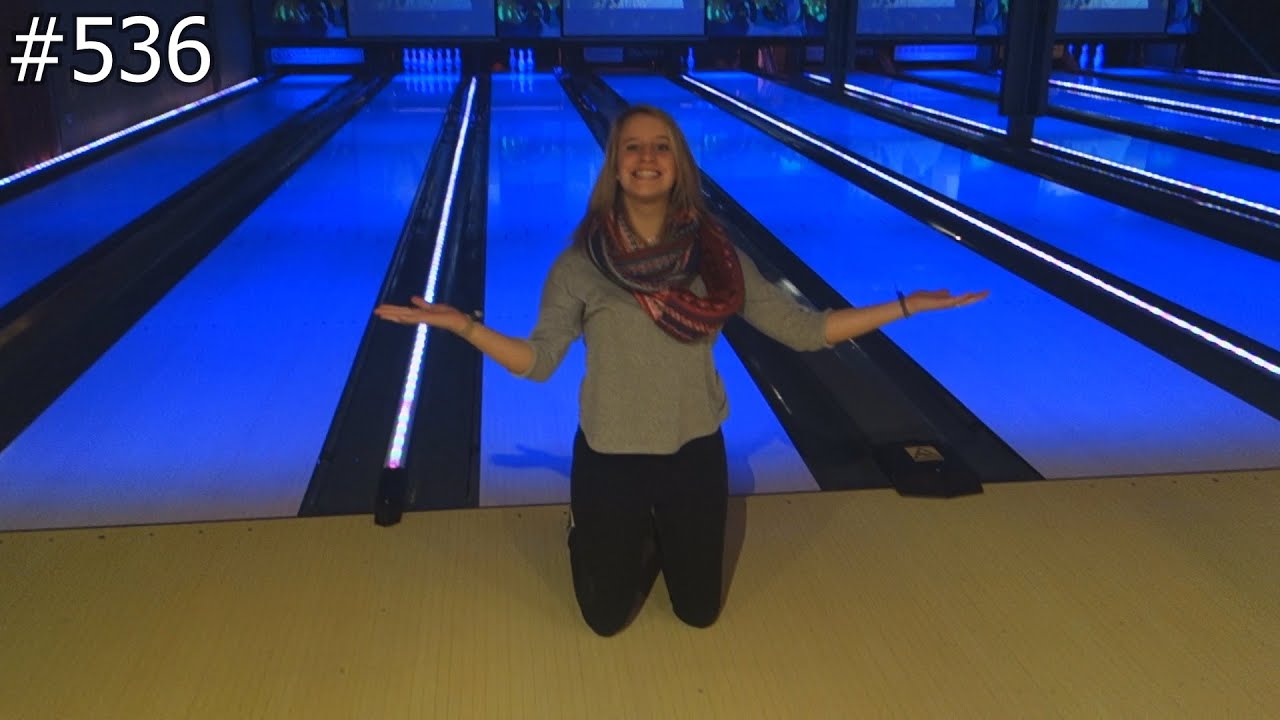 WIJ GAAN BOWLEN! - ENZOKNOL VLOG #536