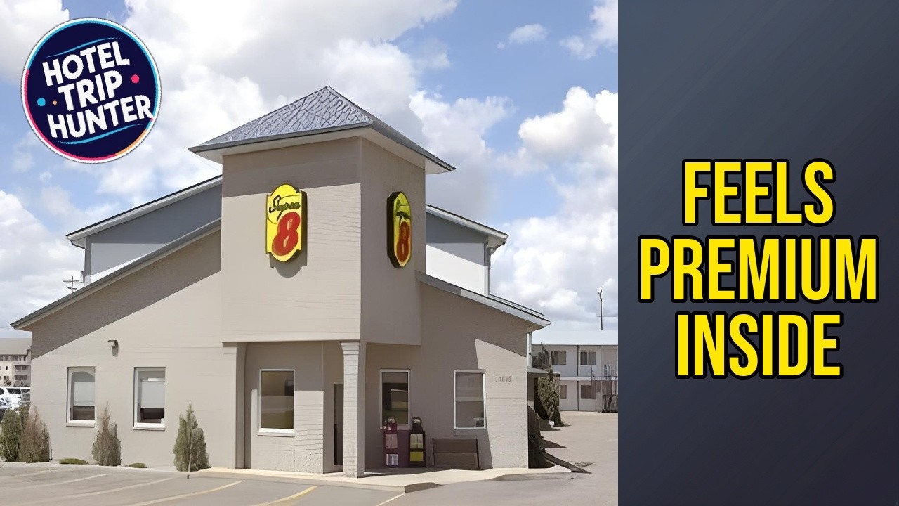 Super 8 By Wyndham Medicine Hat Ab - Feels Premium Inside | Medicine Hat (AB), Canada⭐