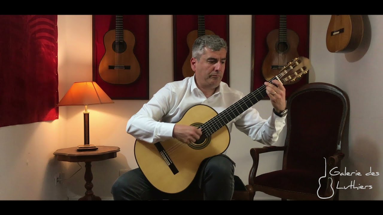 Alexandre Bernoud plays Terruño by Quique Sinesi