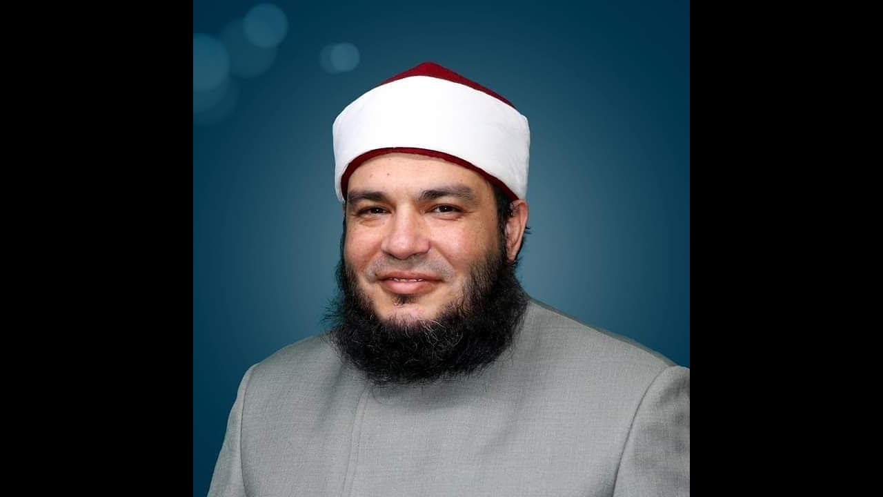 الشيخ أحمد جلال | خطورة عقوق الوالدين ، فى نهايه المقطع طُرق إرضاء الوالدين ( الشيخ أحمد جلال )