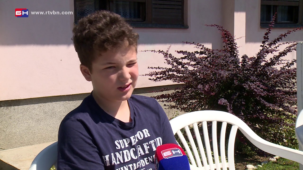 Dječaci prodaju limunadu i kokice - Bijeljina (BN TV 2020) HD