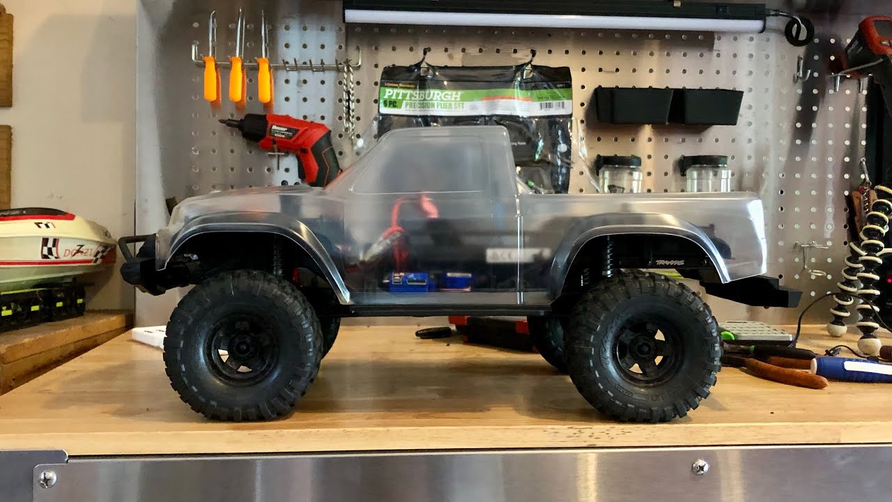 Traxxas TRX-4 Chassis Kit Unboxing, Build, & Test