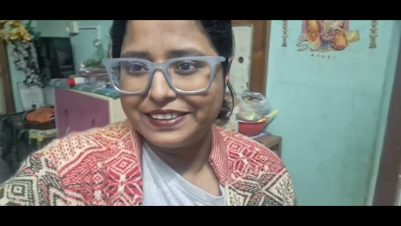 সারাদিনের ব্যস্ততা শেষে একটু শান্তির খোঁজে প্রকৃতির মাঝে ঘুরতে যাওয়া ।