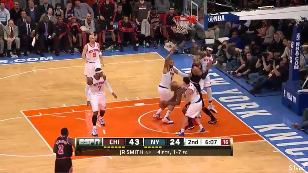 Luol Deng 33 Points @ New York Knicks - 11/01/2013