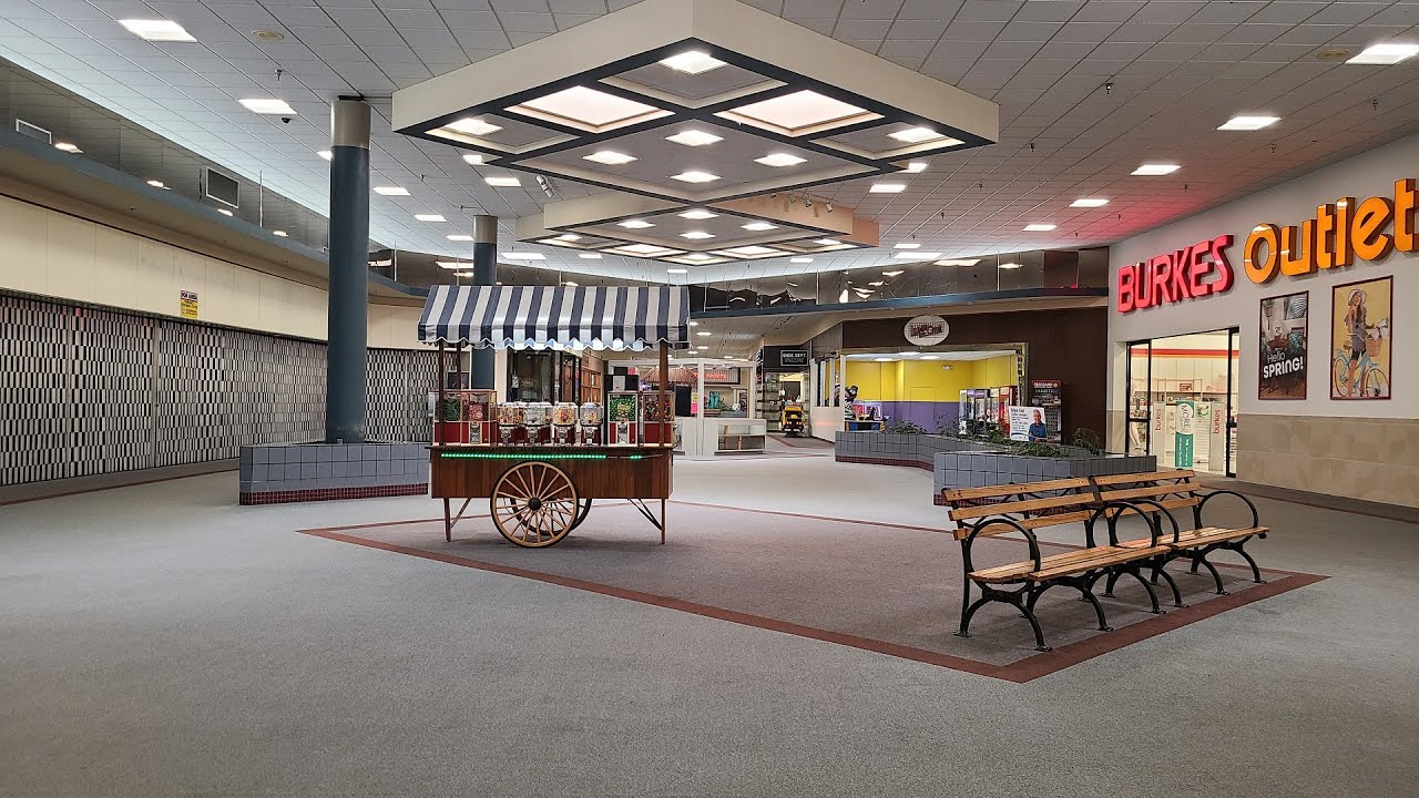 A Visit to Parkway Plaza Mall (KY)