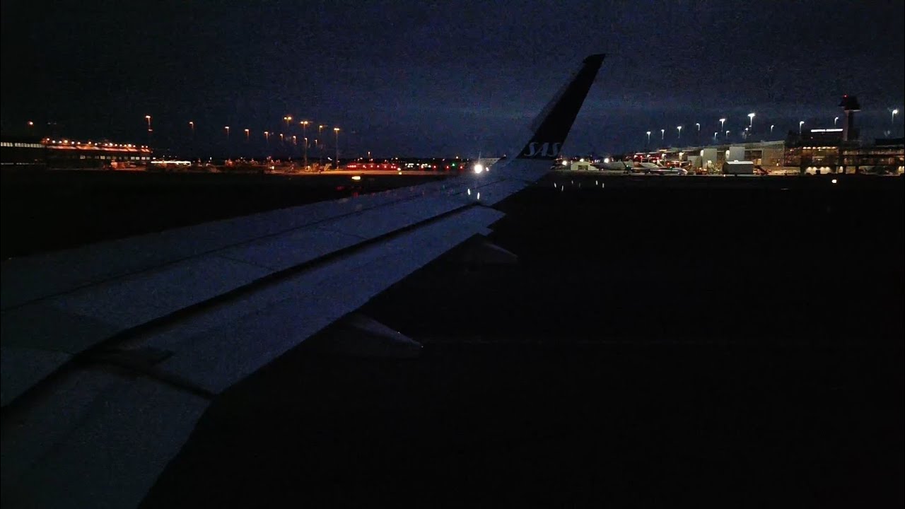 Night Takeoff from Stockholm Arlanda Airport | SAS | Airbus A320neo