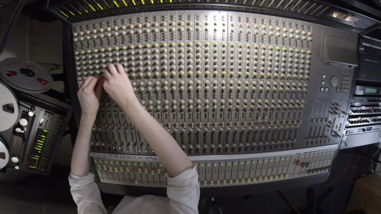 Mixing with NO DAW! Analog Mixing on the Tascam M3700