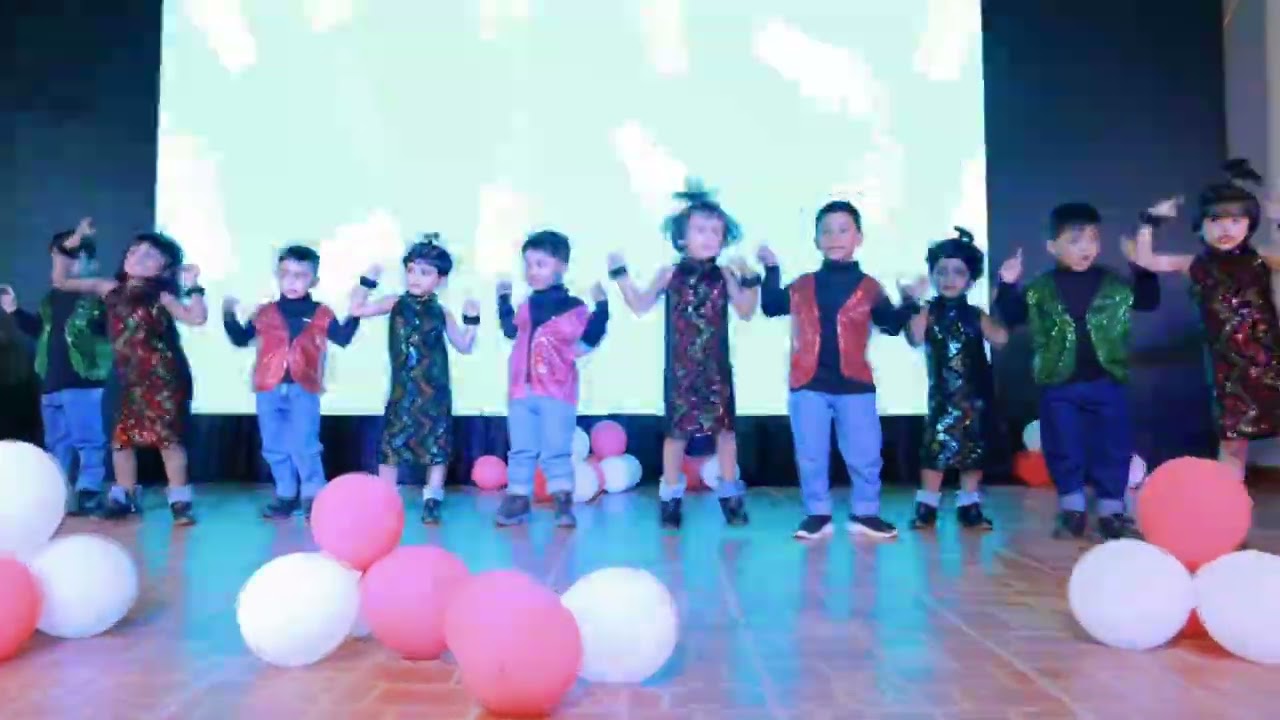 💃 “Little hearts, lively beats — a delightful Hindi dance performance by our kiddos!”