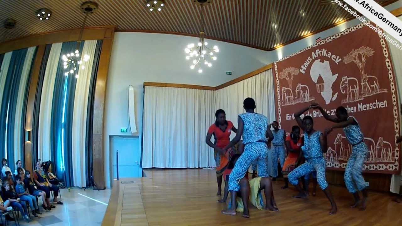 The Shangilia Kids from Nairobi (Kenya) in Saarbruecken (Germany).