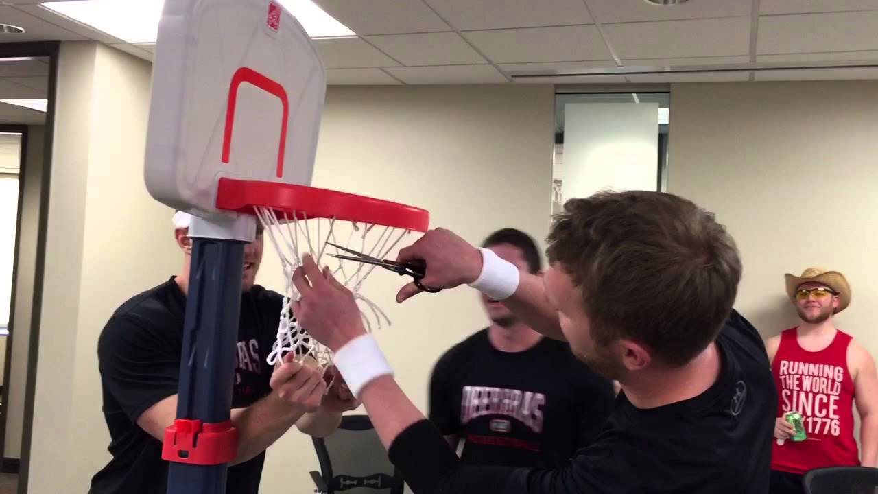 Chair Basketball - Cutting The Net