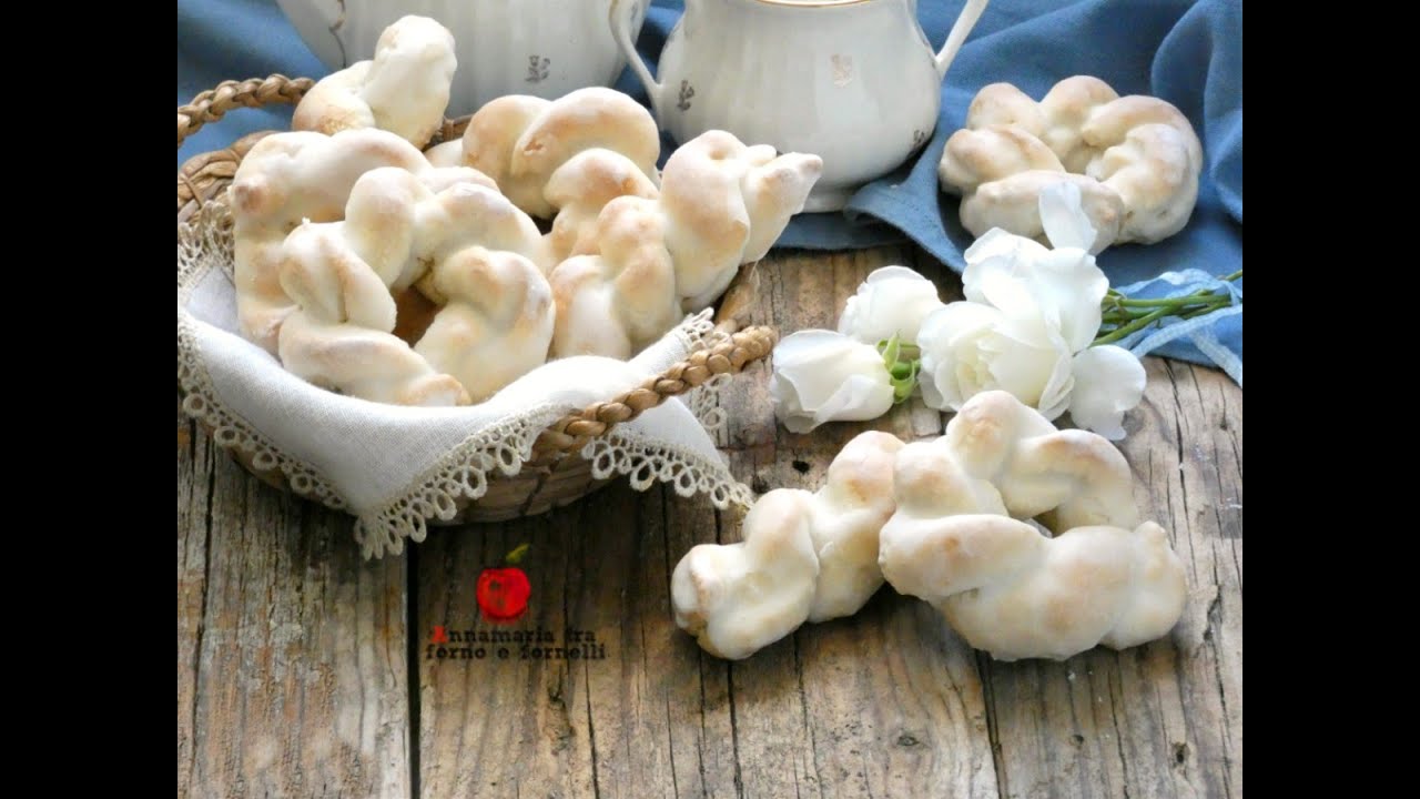 COME FARE I TARALLI GLASSATI AL LIMONE