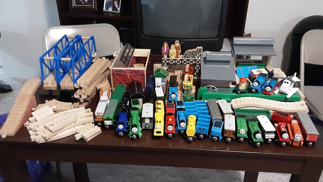 Massive Thomas and Friends Wooden Railway 1997 Mystery Finds