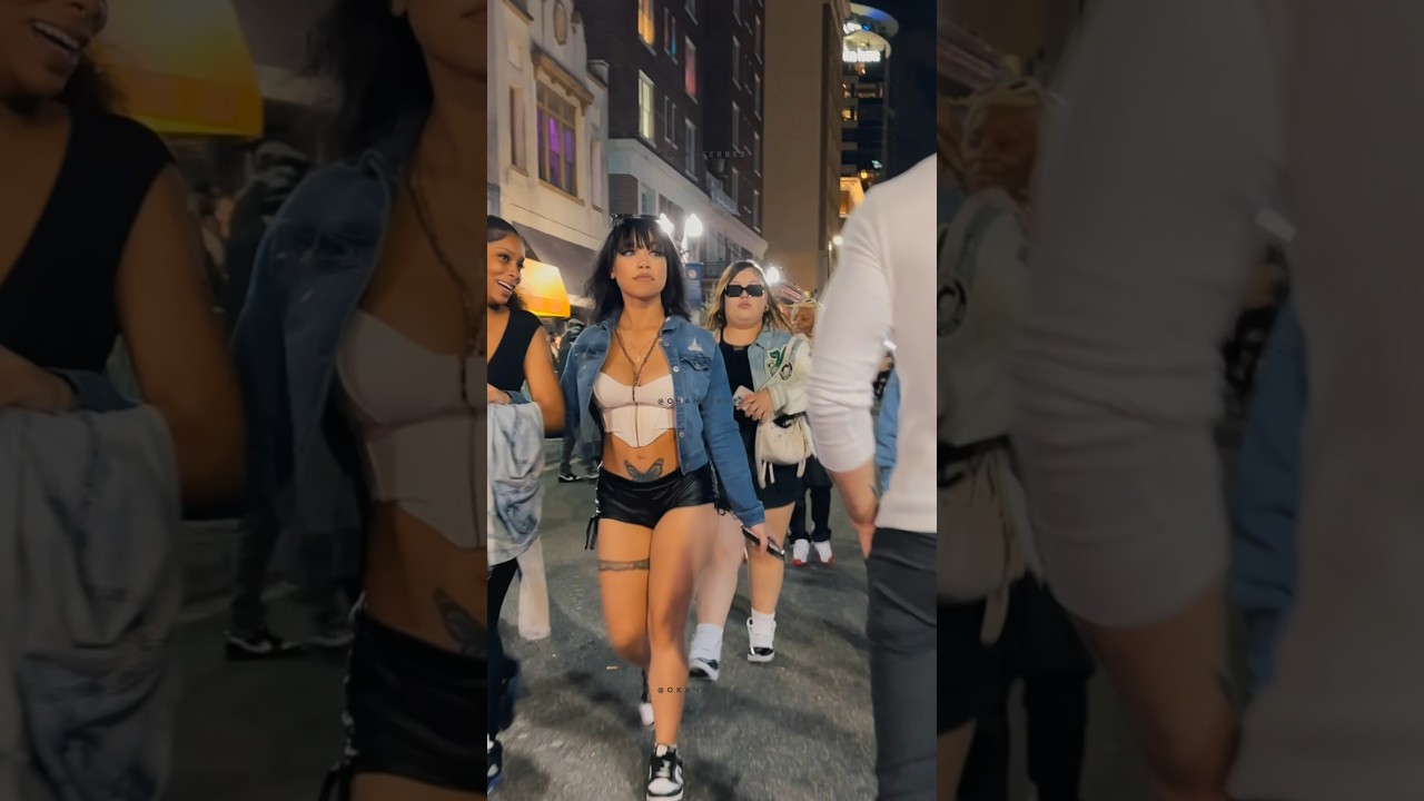 Sokakta Y&uuml;r&uuml;d&uuml;m 🚶🏻&zwj;♂️| Sokaktaki İnsanların Tepkileri 👀