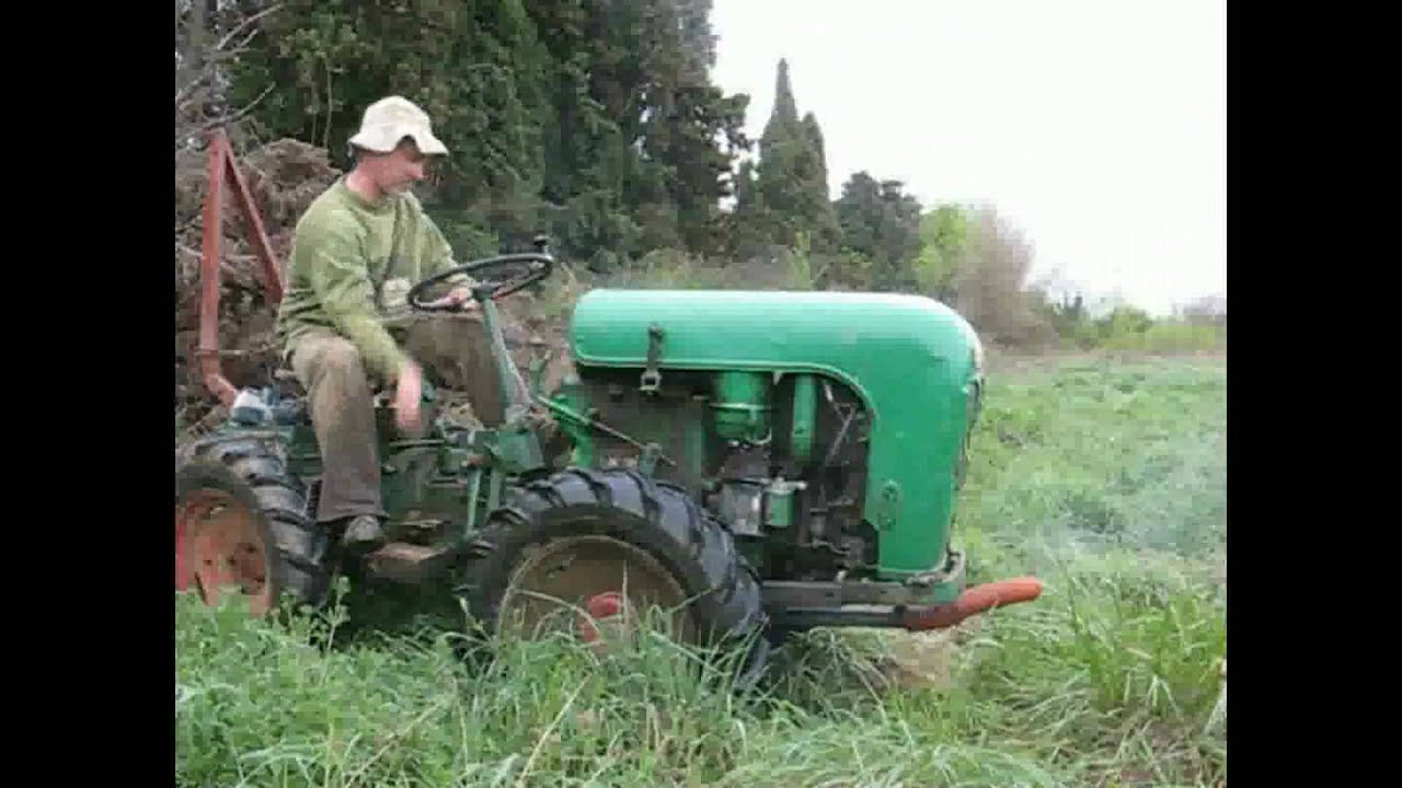 tracteur holder A12 bois.mp4