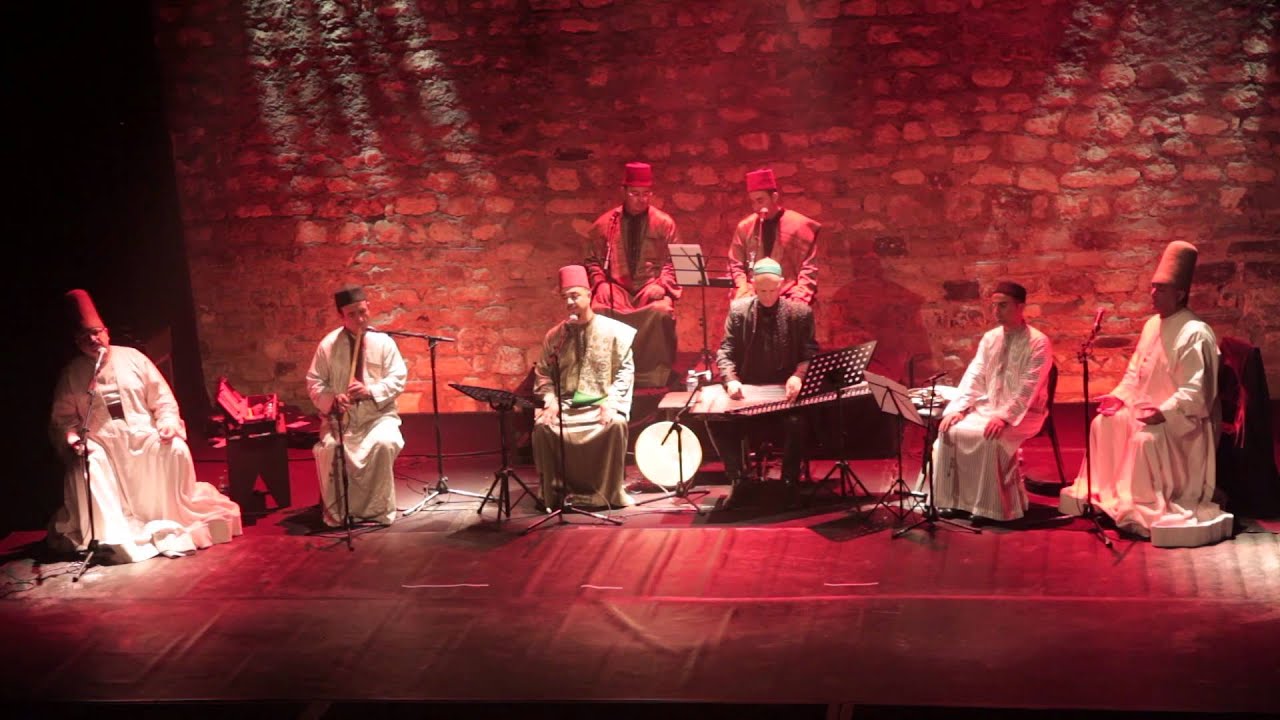 L'ensemble Al-Kindi avec les Derviches Tourneurs de Damas au Café de la Danse (21/10/2013)