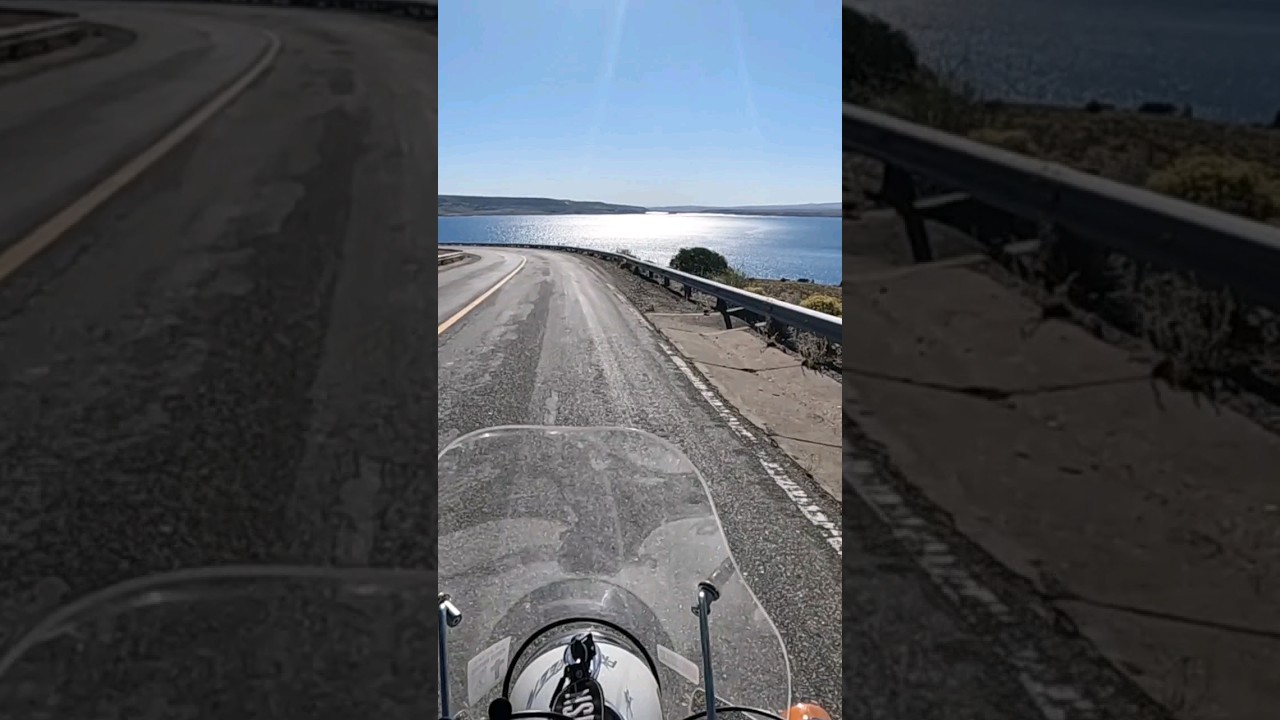 ✌️ Embalse Ezequiel Ramos Mexia #patagonia #viajeros #traves&iacute;a #aventura #ruta40 #motosclasicas