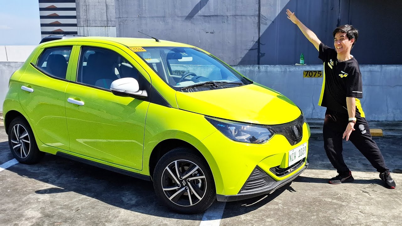 Another Smol EV enters the market! 2025 JMEV EV2 | CAR REVIEW #452