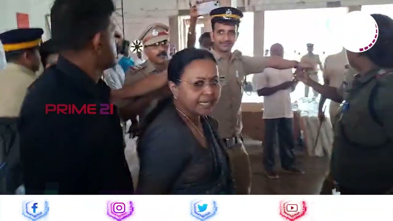 മന്ത്രി വീണാ ജോര്‍ജിന് കെ എസ് യു പ്രതിഷേധത്തിനിടെപരിക്ക്..💥💥