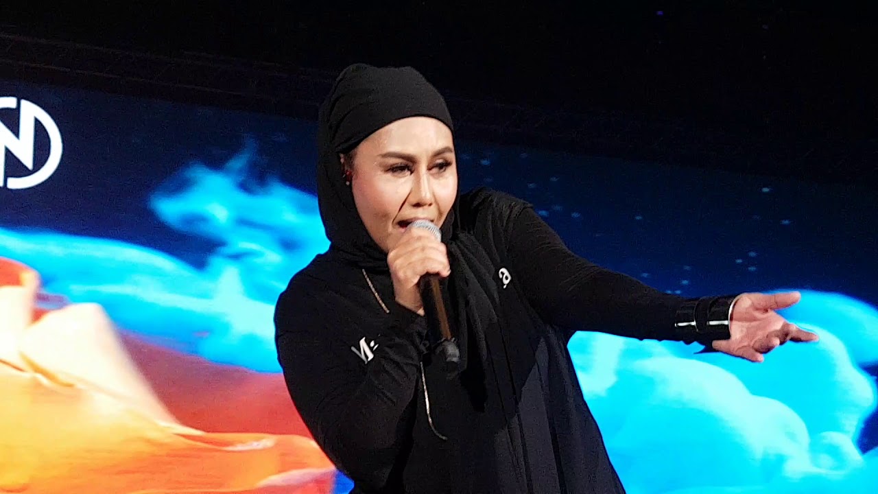 Ella Live at Hausboom Music - Dua Insan Bercinta