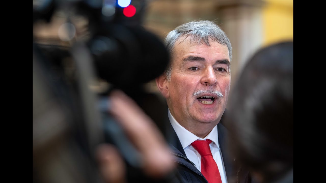 ZU UNRECHT EINGEWIESEN: Gustl Mollath erhält 600.000€ Entschädigung