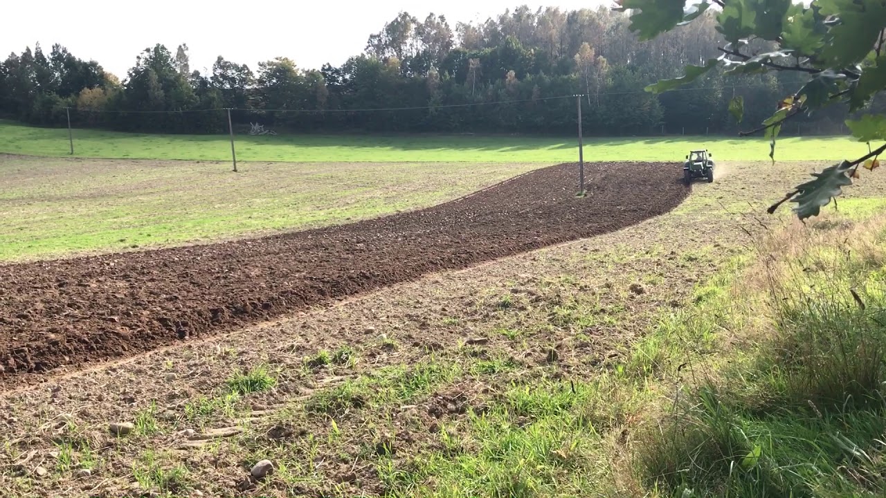 Deutz dx 90 oranie pług trzy skibowy 18 cal