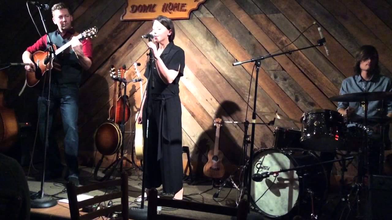 Beth Snapp Band - King of the Road