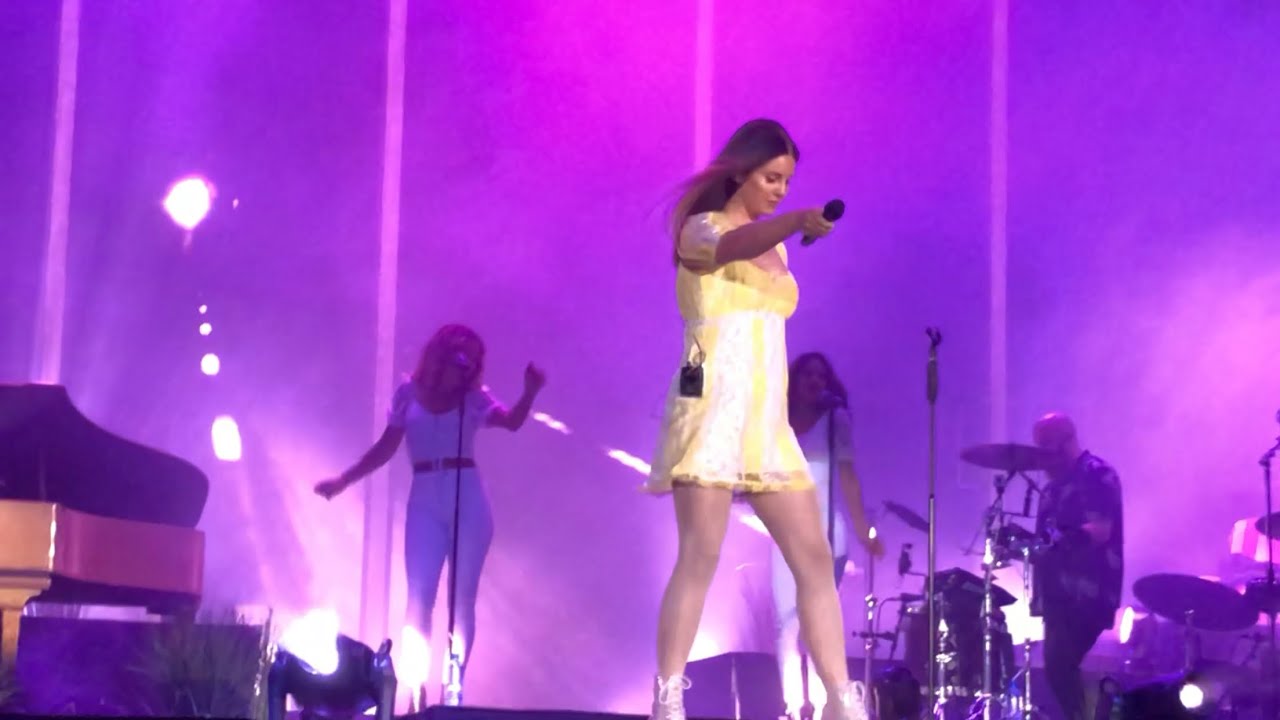 Lana Del Rey - Intro (West Coast) & Born To Die • Open’er Festival 6.07.2019 Gdynia (Live)